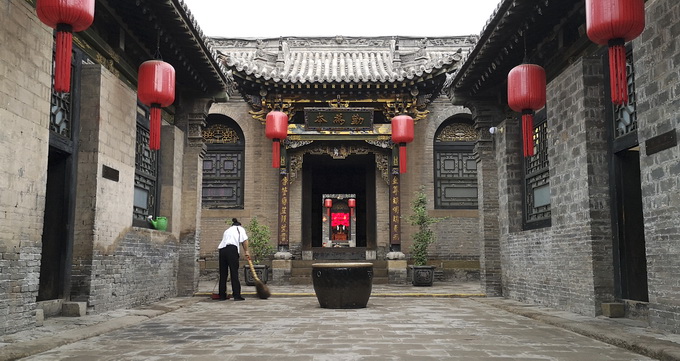 乔家大院所在地村委会原主任涉恶一审被判无期