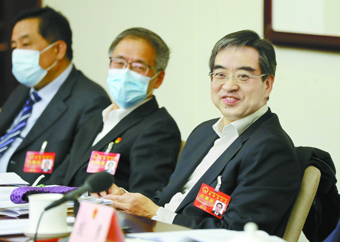 通州区委书记曾赞荣:城市副中心打造全球领先商务新枢纽