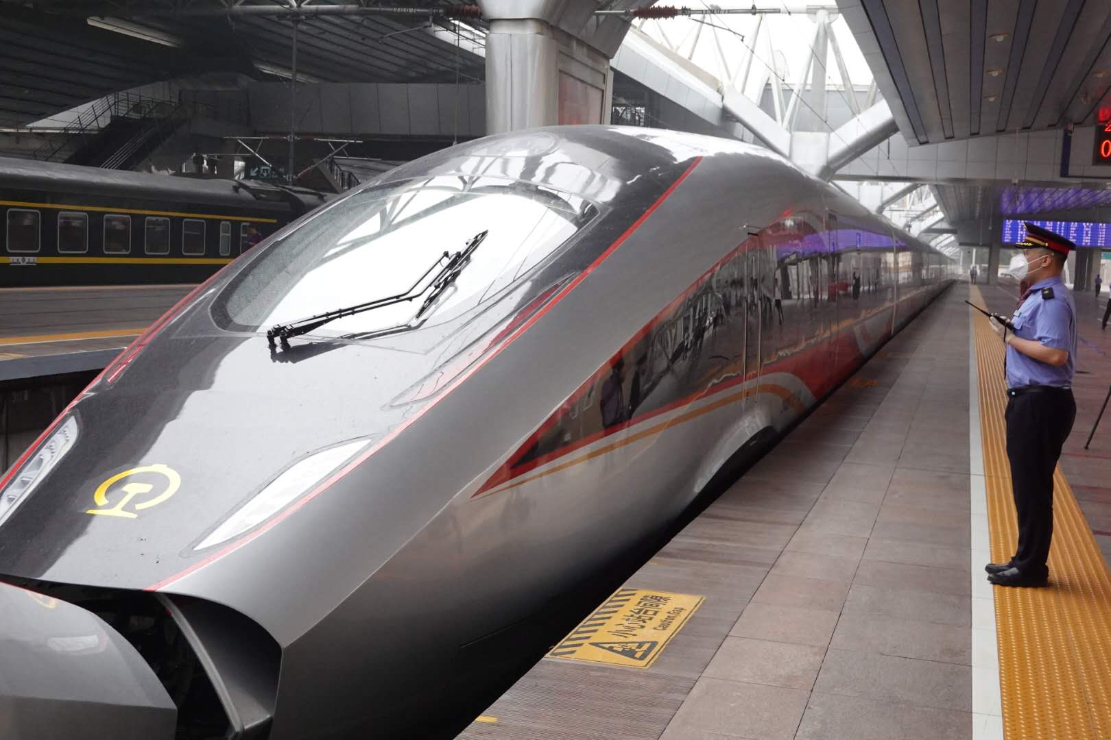 最全中国高铁班列展出：贯穿亚欧大陆 超好看(图)_凤凰网